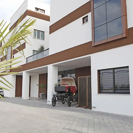 Fayton Hotel